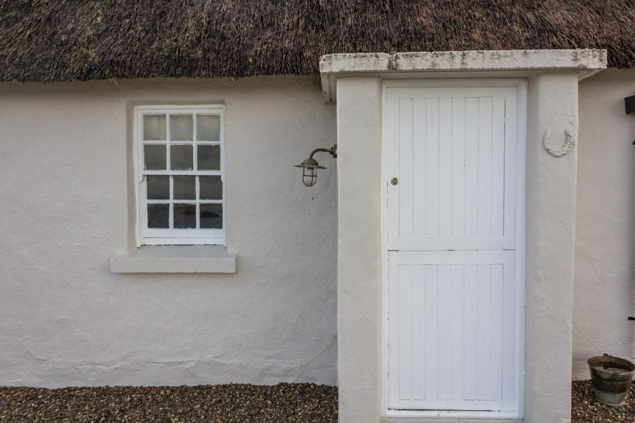 Fern Cottage Killinaboy Exterior photo